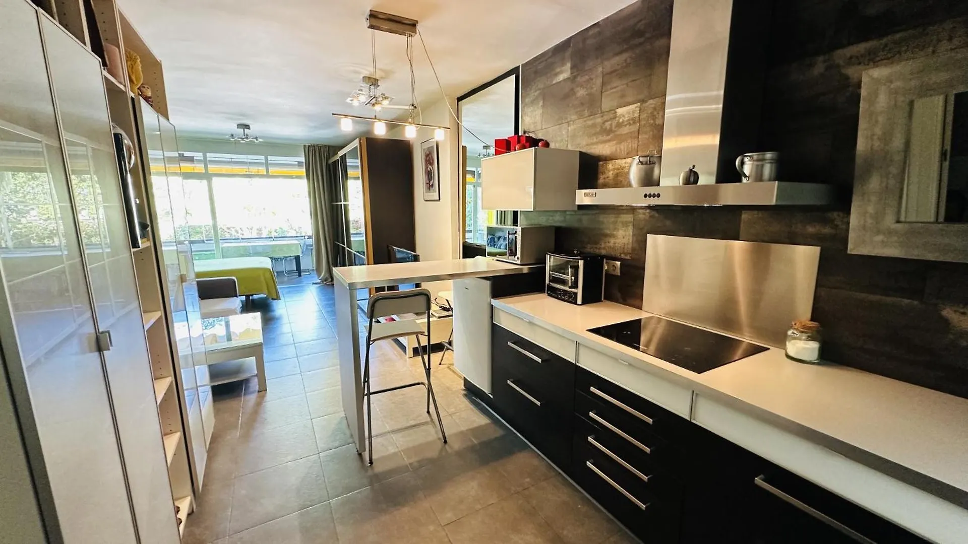 Marbella Studio Golden Mile